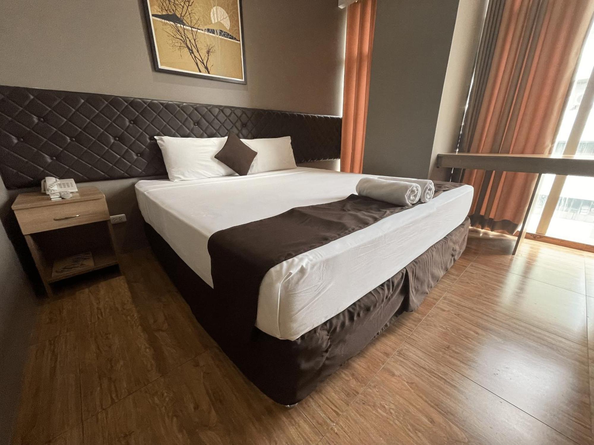 Cebu Capitol Central Hotel & Suites Powered By Cocotel 外观 照片