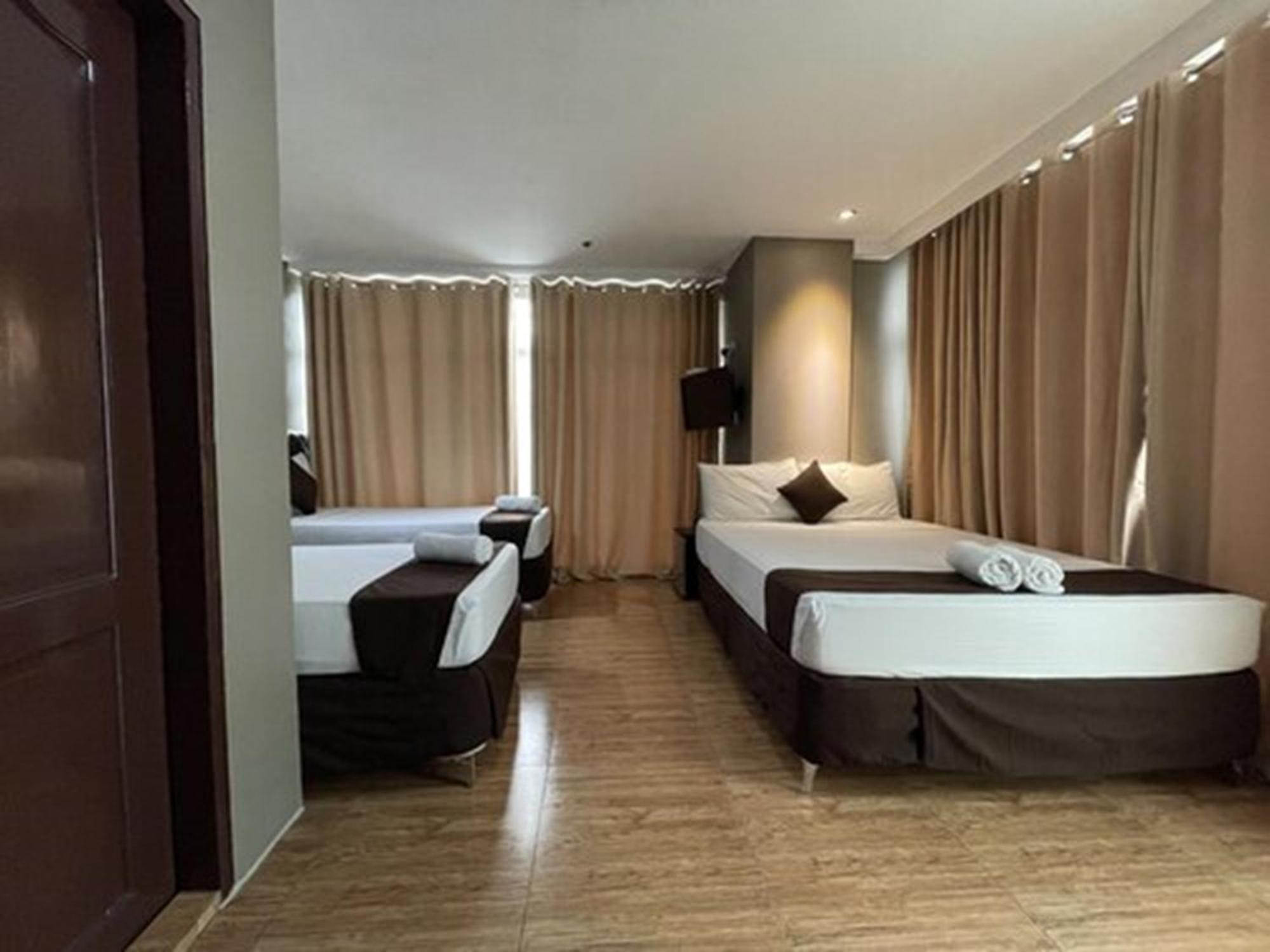 Cebu Capitol Central Hotel & Suites Powered By Cocotel 客房 照片